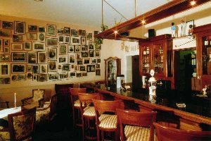 Lobby-Bar